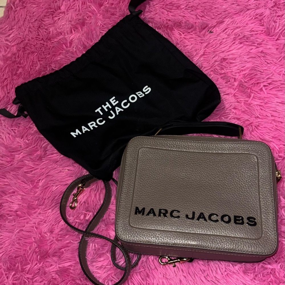 Marc Jacobs The Box Taupe Crossbody with Black Logo